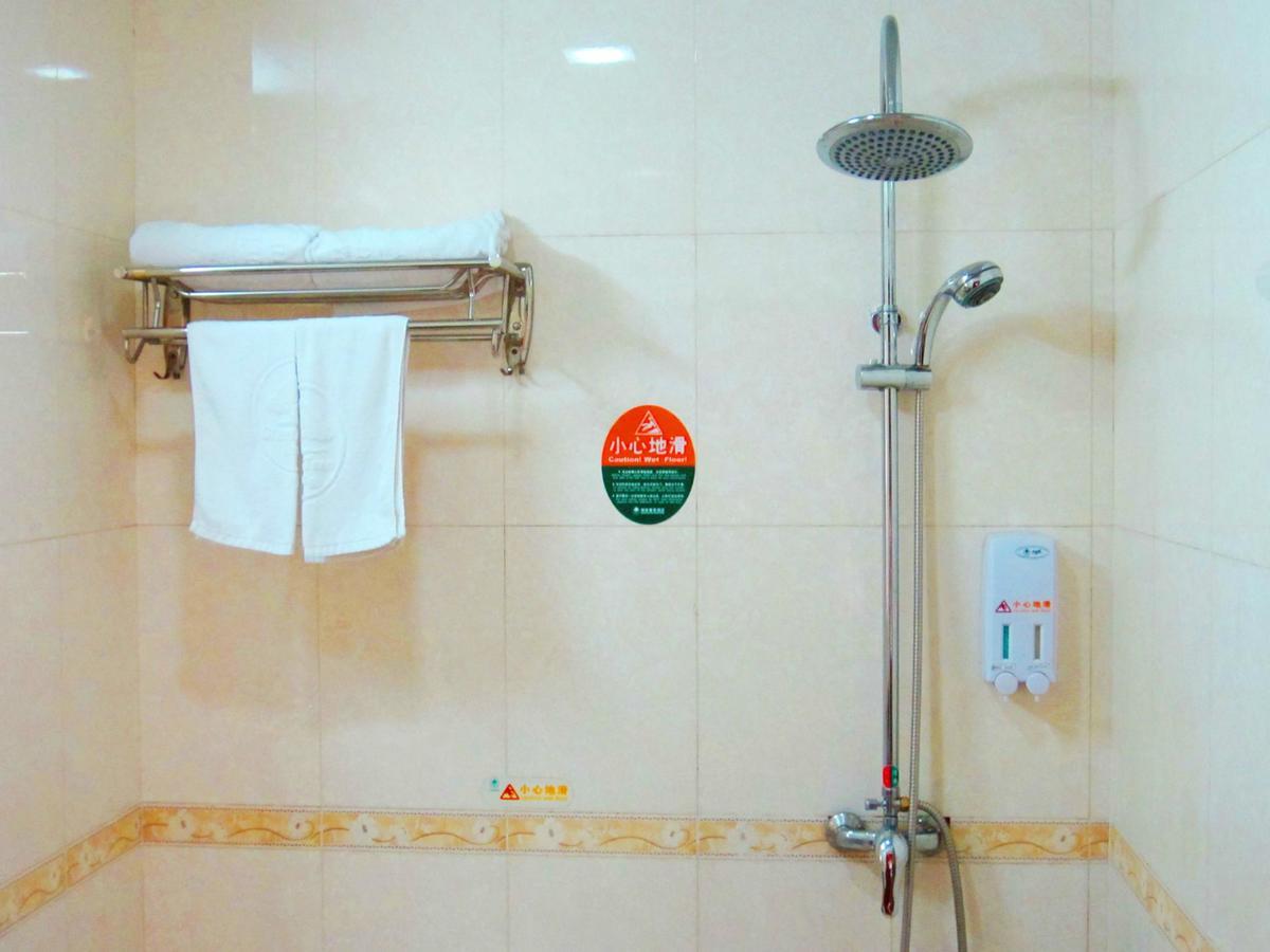 Greentree Inn Shanghai Hongqiao Metro Station Express Hotel Kültér fotó